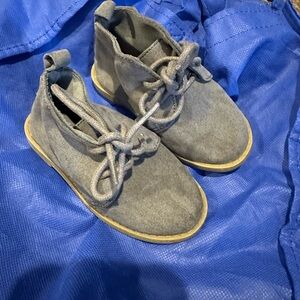 Old Navy Kids Dress Shoes - Gray